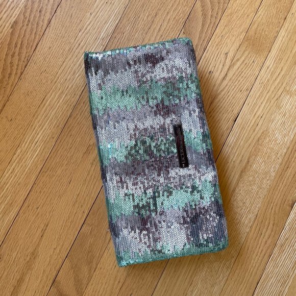 Metallic Sequins BCBG Clutch Bag - Picture 3 of 5